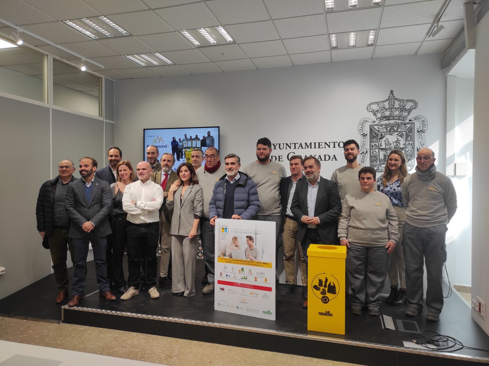 Momento de la presentación del programa 'Recuperando' en el Ayuntameinto de Granada