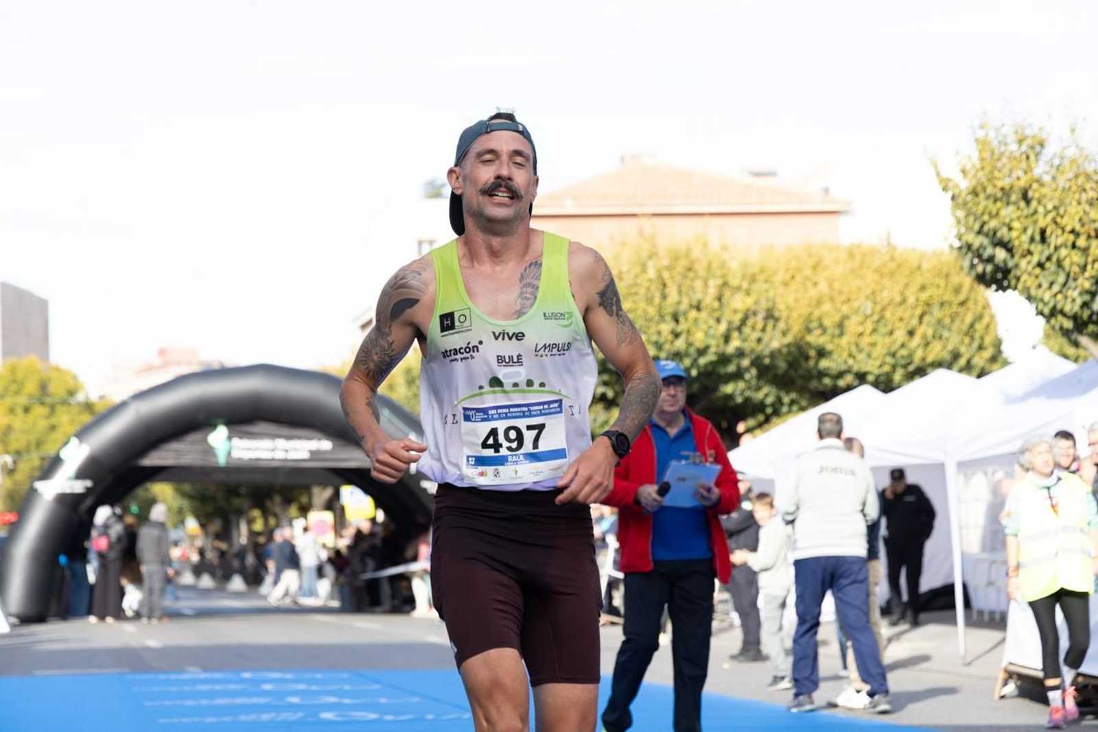 En imágenes: multitudinaria e histórica XXIX Media Maratón 'Ciudad de Jaén' y 10k en memoria de Paco Manzaneda