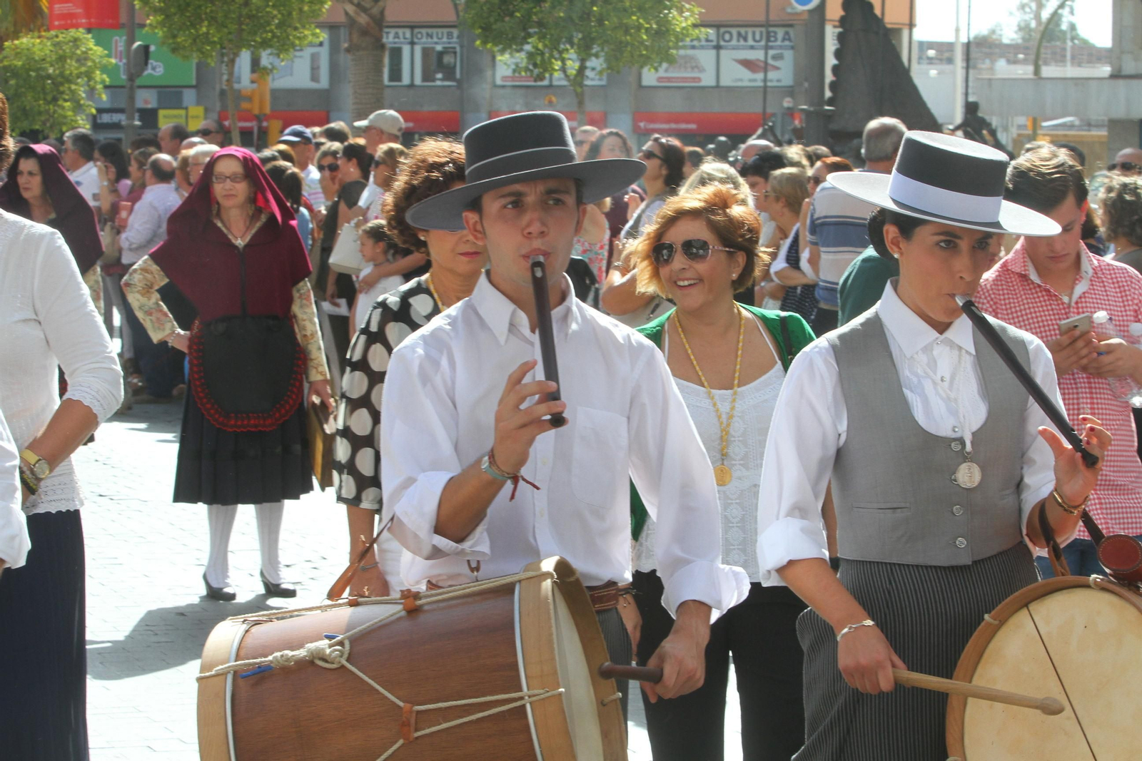 Imágenes del desfile Iberoamericano de bailes.