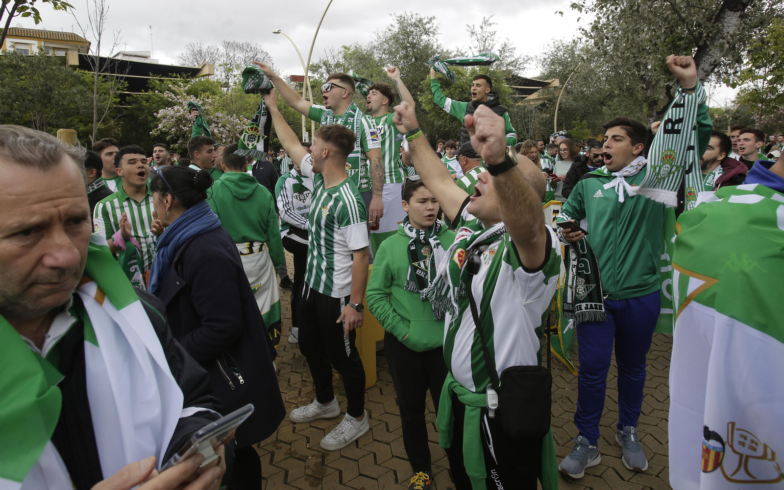 Afición Bética en la Alameda