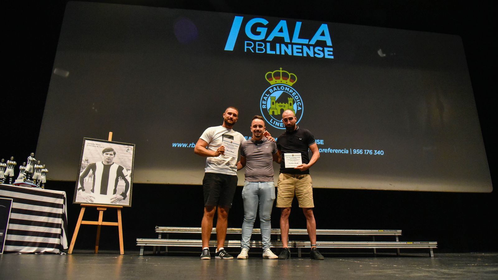 Las fotos de La I Gala de la Rela Balompedica Linense