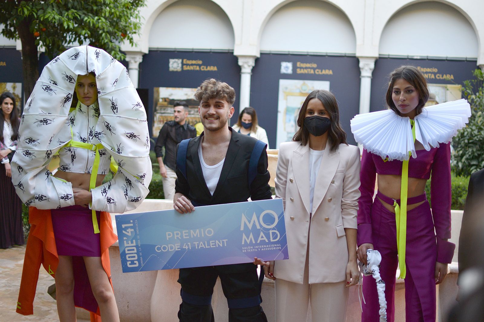 Daniel Pinzón, ganador del Certamen de Jóvenes Diseñadores de la Semana de la Moda de Andalucía.