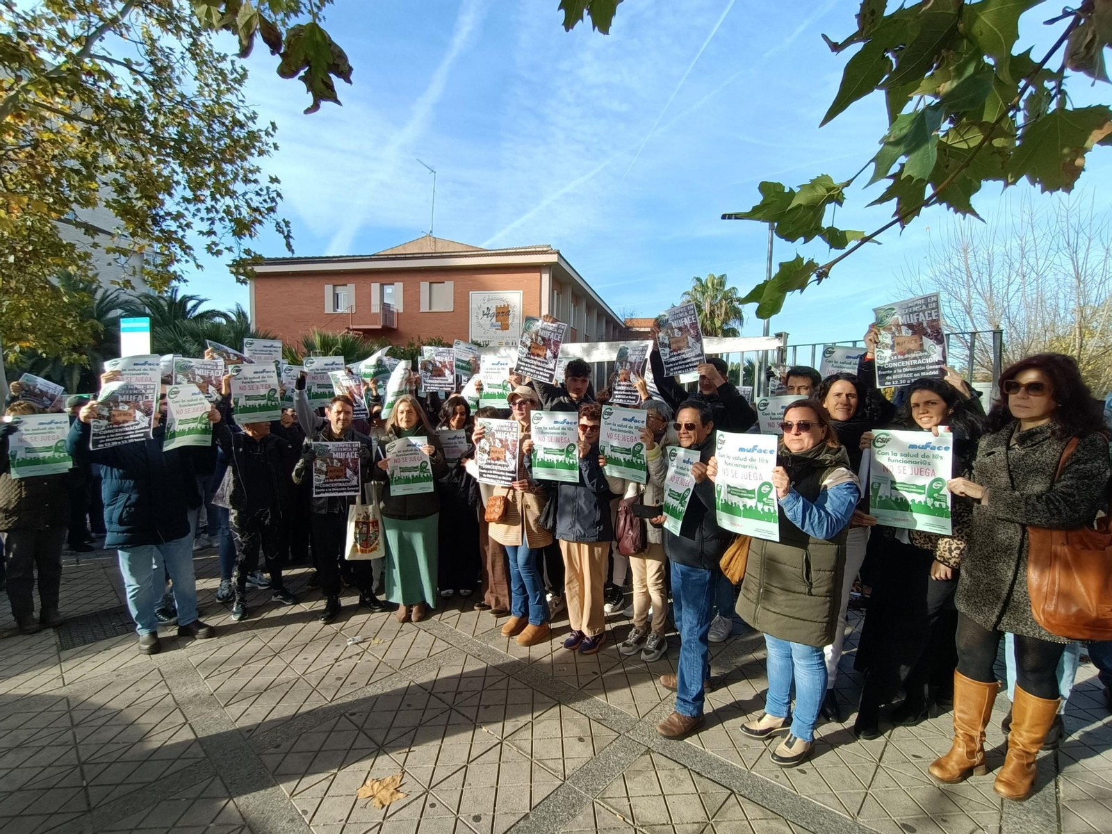 Concentración en defensa de Muface.