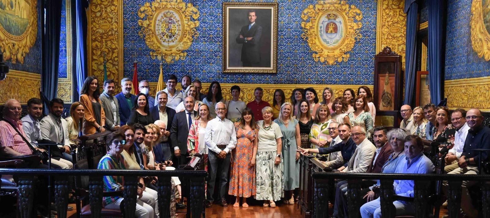 Foto de familia del homenaje.