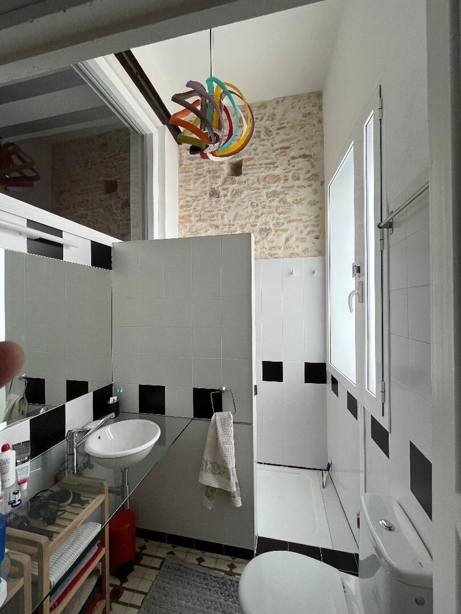 Imágenes de la casa de una artista en el casco antiguo de Medina Sidonia