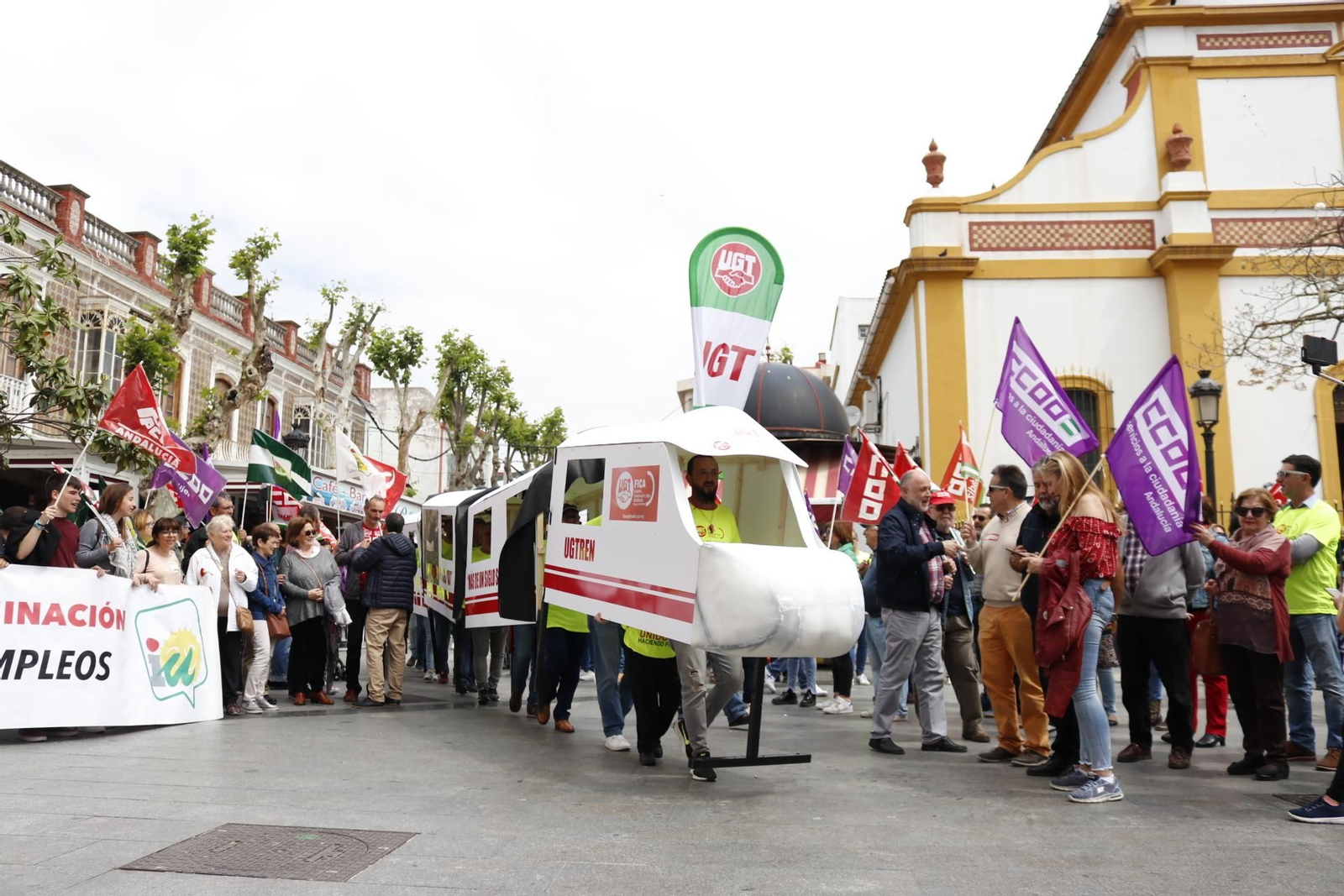 La manifestación por el Día del Trabajador en La Línea