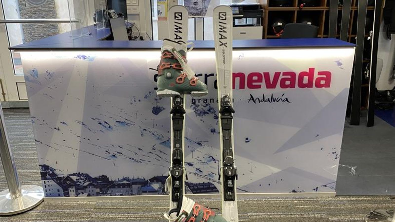 Equipo completo de esquí gama media adulto