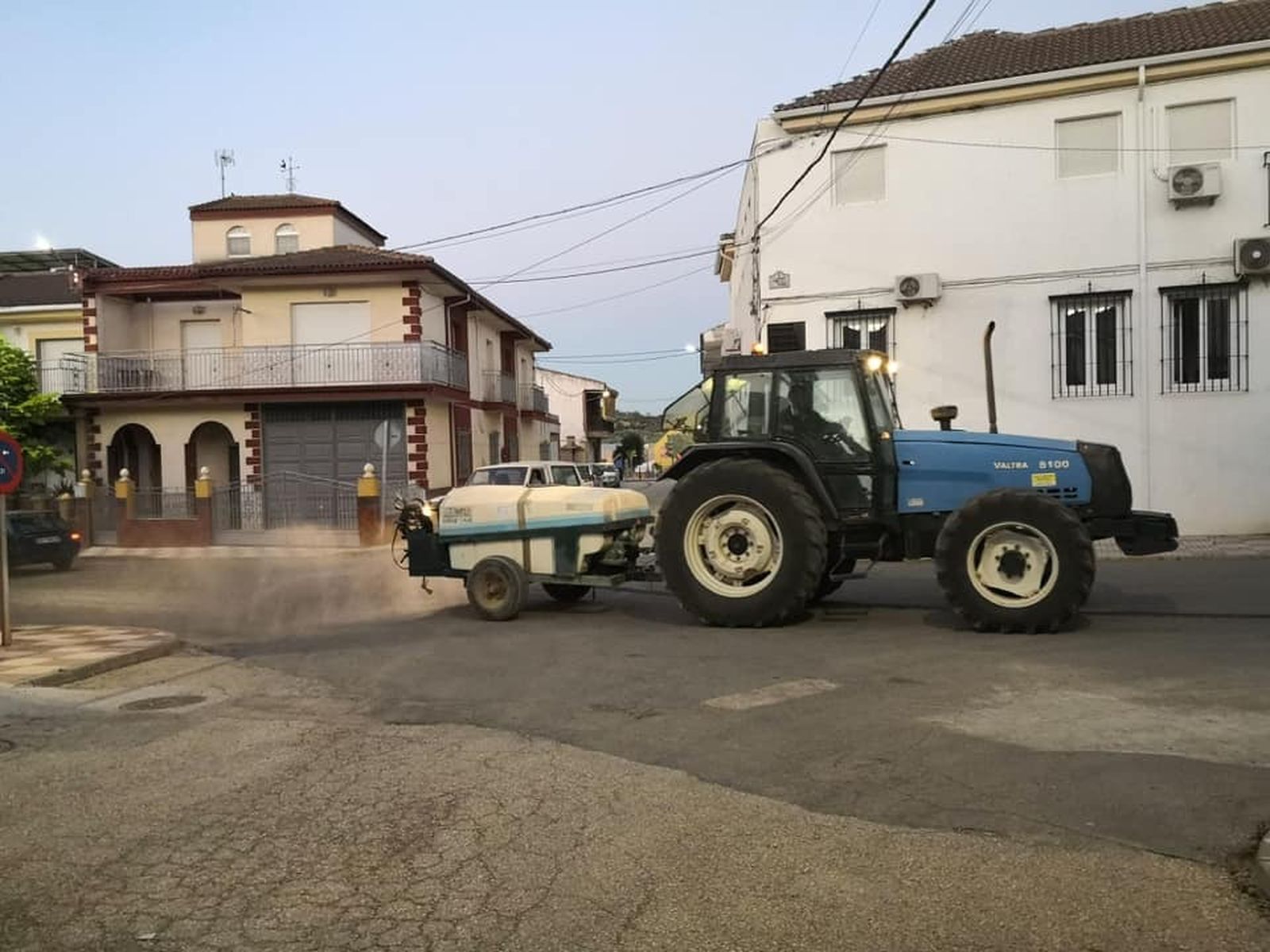 Desinfección de las calles de Montillana