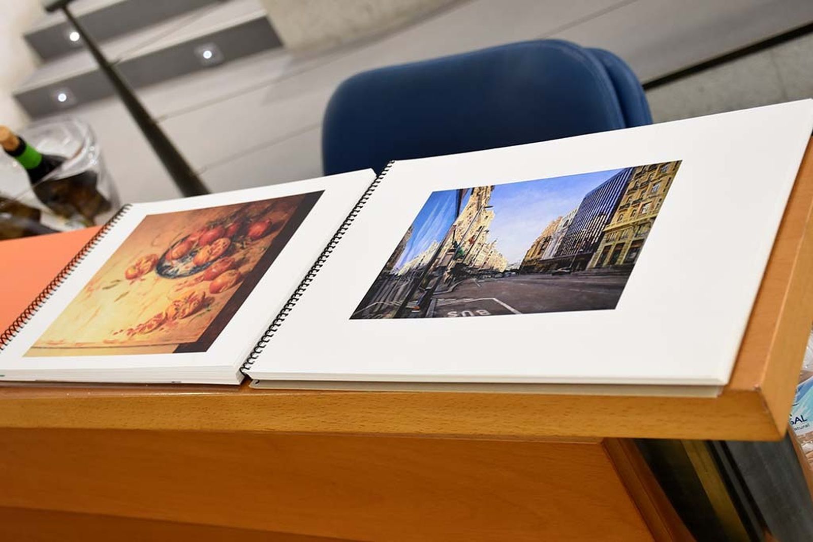 Inauguración exposición 'Naturaleza' del pintor ayamontino Juan Fernández.