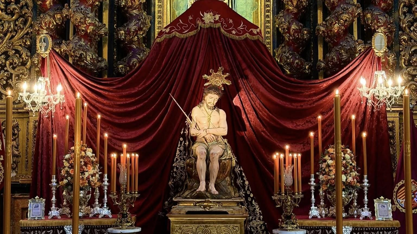 Altar de Cultos Señor de la Humildad de Granada, Cristo Rey 2025.jpg