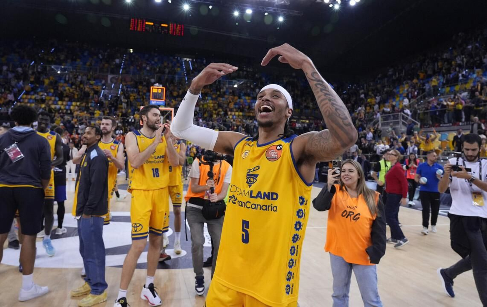 Dreamland Gran Canaria-Valencia Basket: El anfitrión presenta candidatura (79-65) Dreamland Gran Canaria-Valencia Basket: El anfitrión presenta candidatura (79-65)