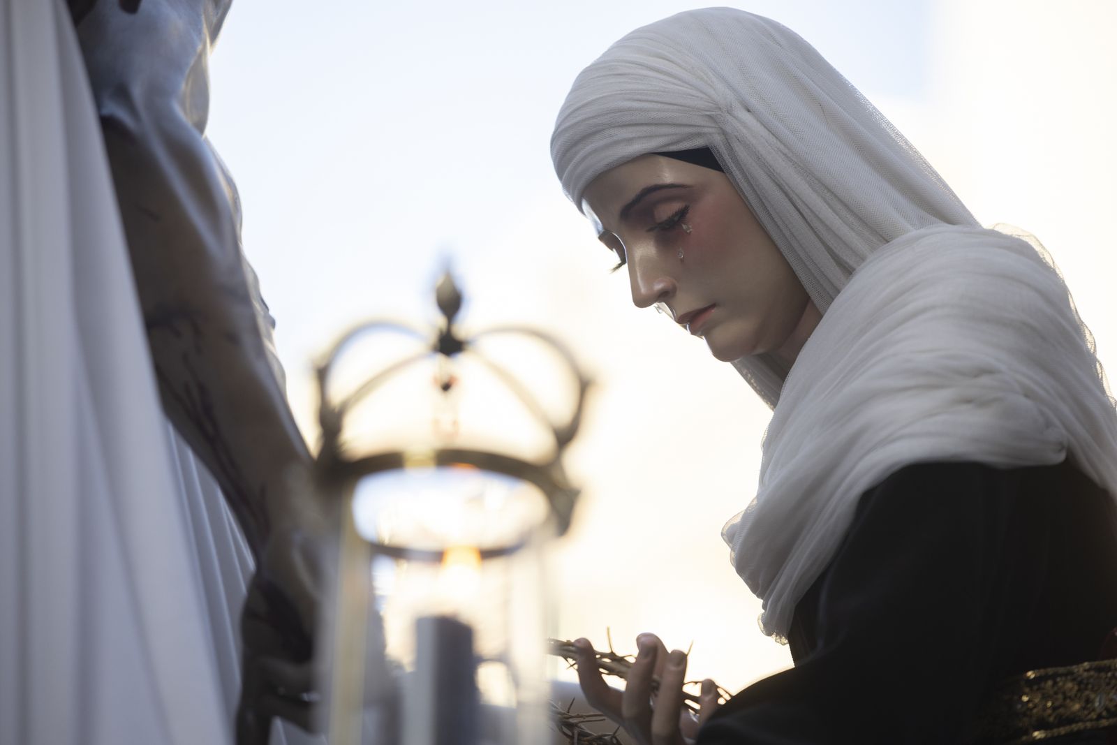 Miércoles Santo: Hermandad de la Santa Cruz de Huelva, en imágenes