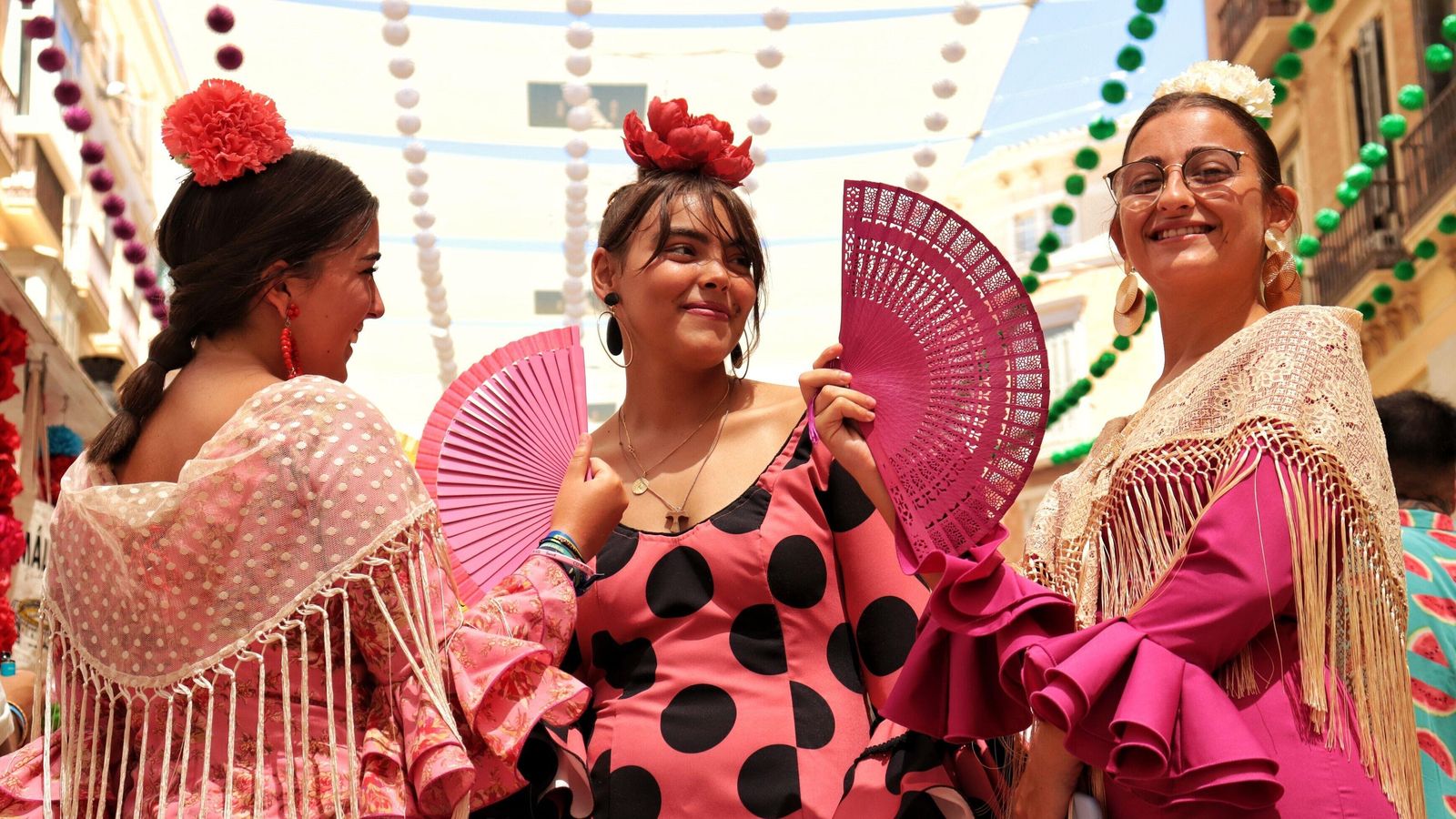 Flamencas en la Feria del Centro.