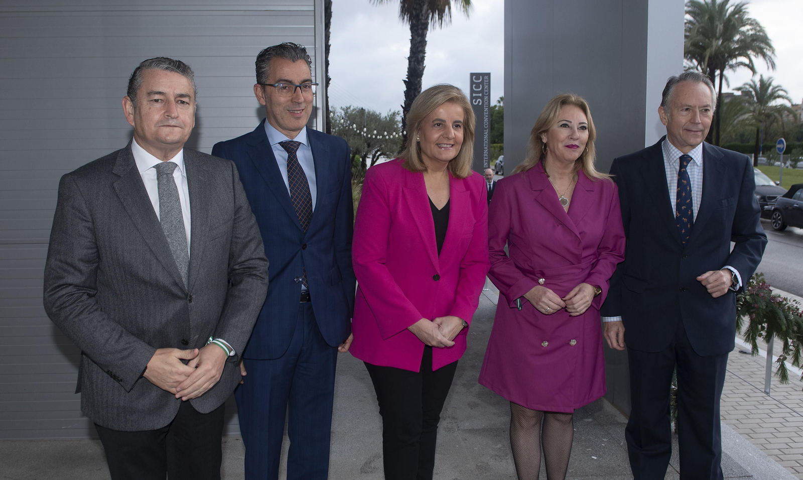 FORO JOLY.  Dña.Carolina España