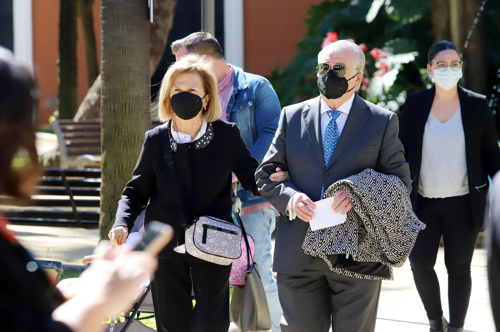 Imágenes del Pregón de la Semana Santa de Huelva 2021 de Eduardo Sugrañes