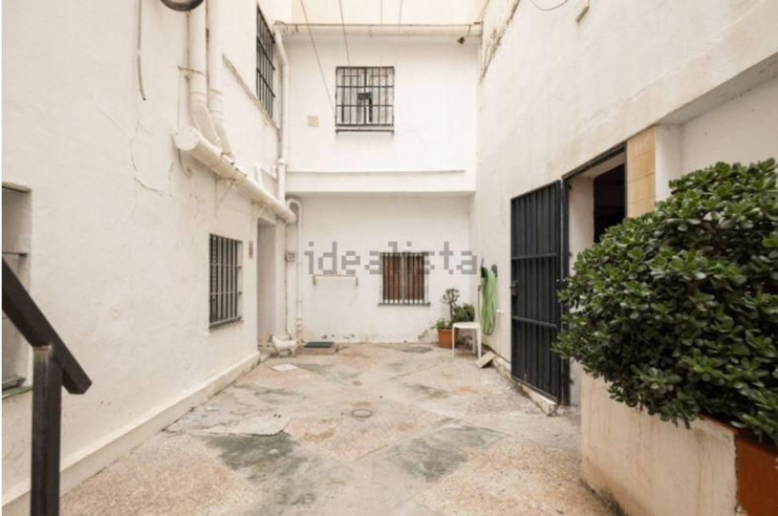 Las imágenes del chalé a la venta en el Paseo Marítimo de Cádiz