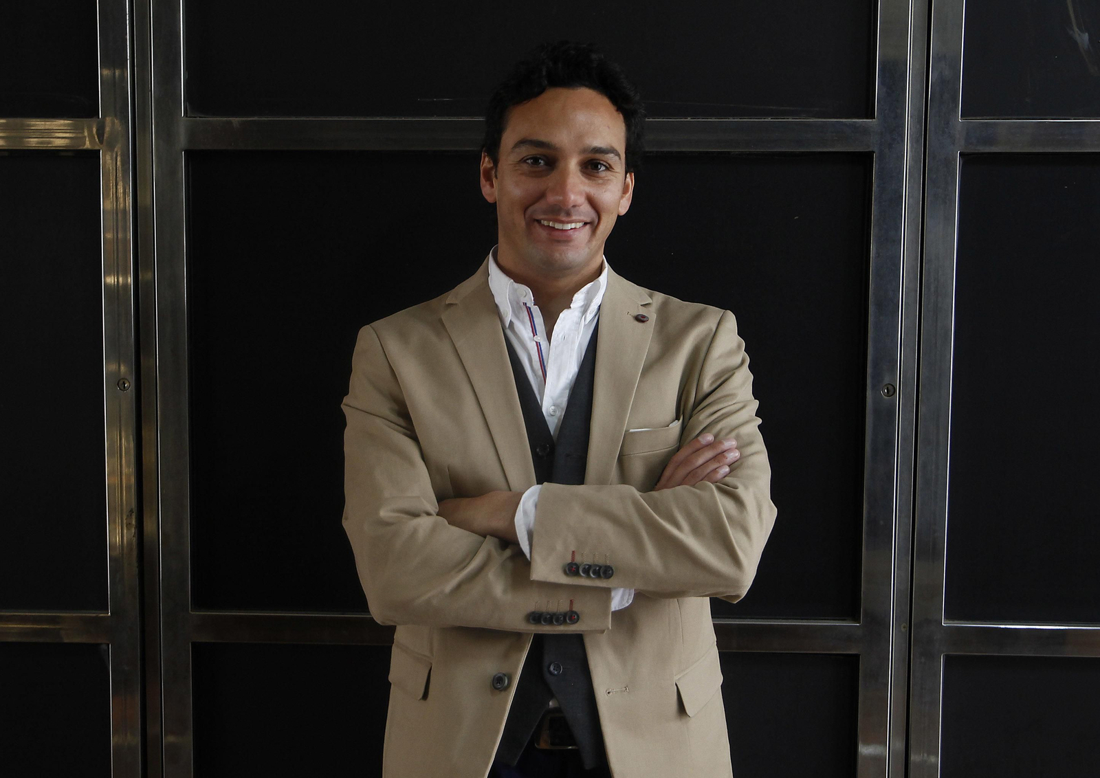 El torero camero Alfonso Oliva Soto, feliz por sus triunfos en plazas americanas.