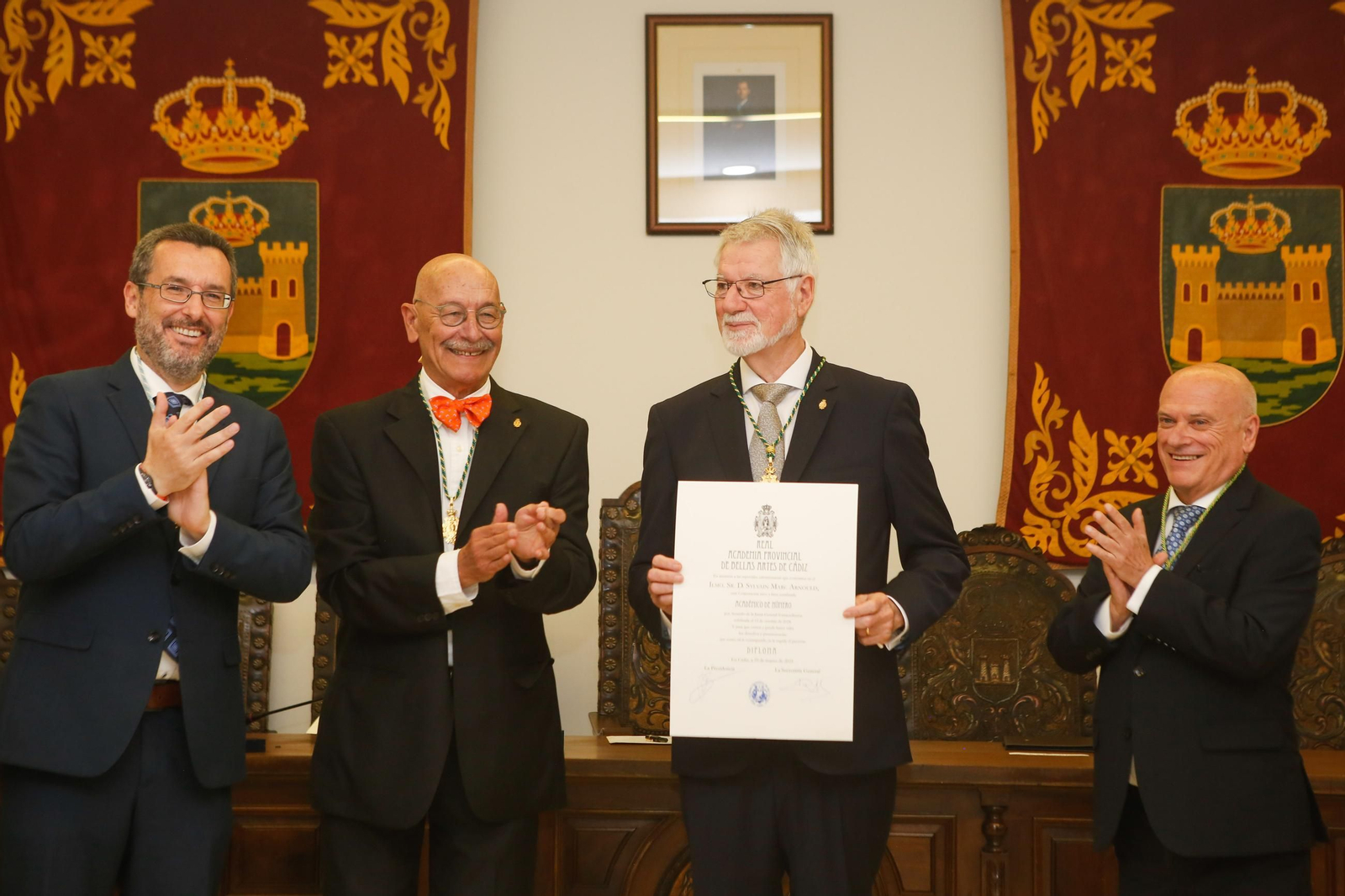 Fotos: Sylvain Marc toma posesión como académico de número en la Real Academia Provincial de Bellas Artes de Cádiz