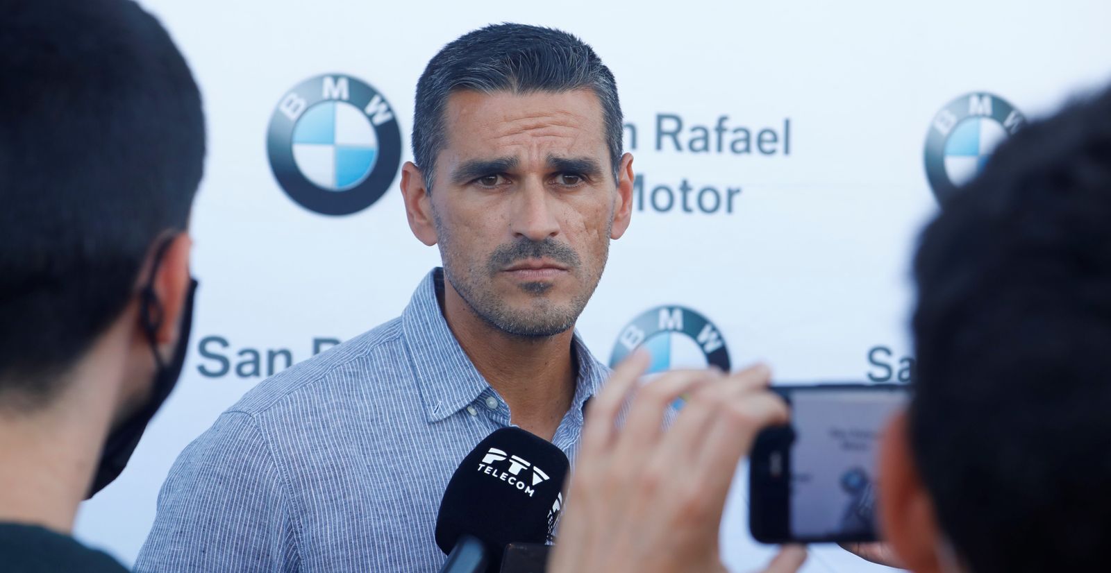 Juanito, en conversación con los medios de comunicación.