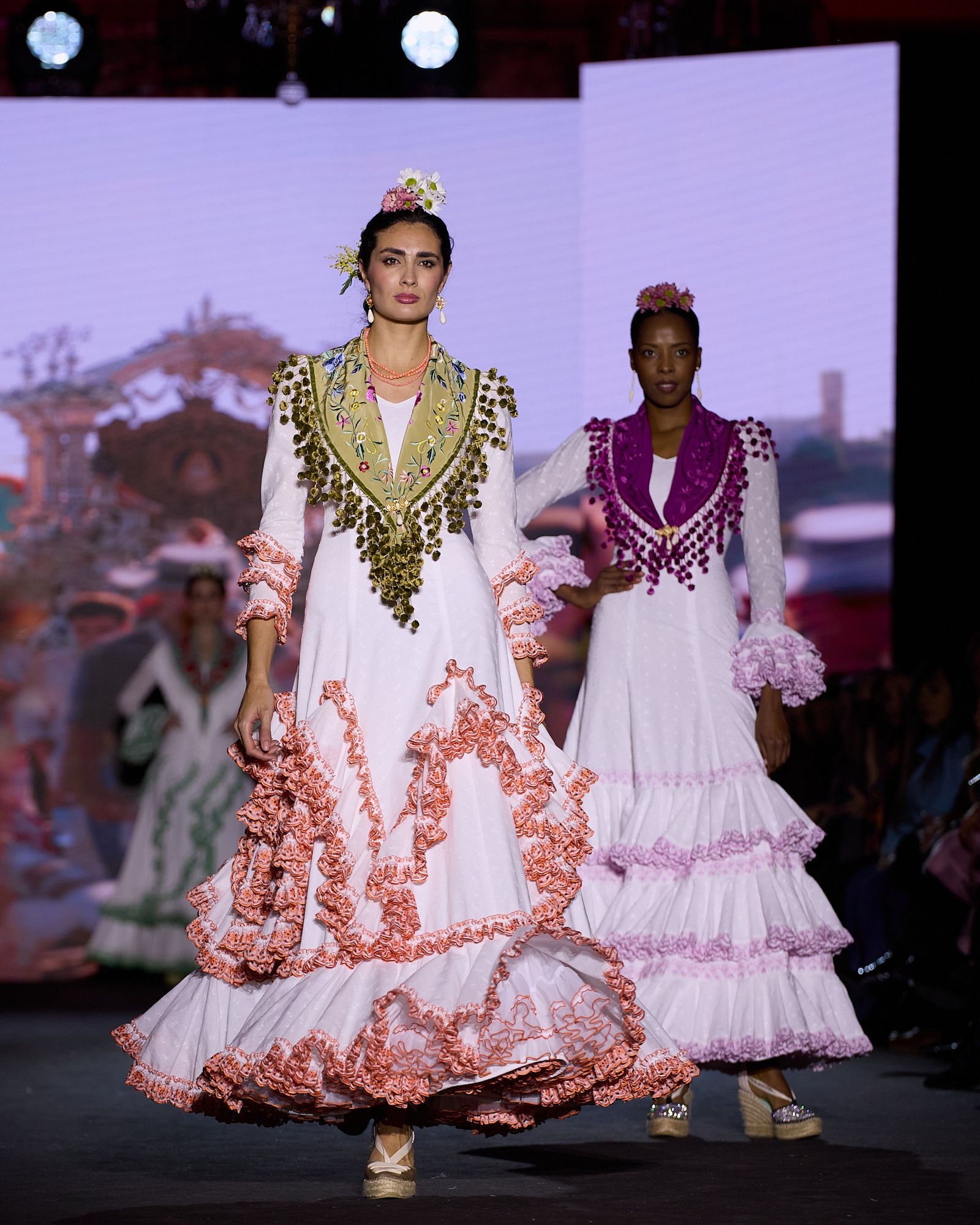 El desfile de Hermandad del Rocio de Sevilla en We Love Flamenco 2026, todas las fotos