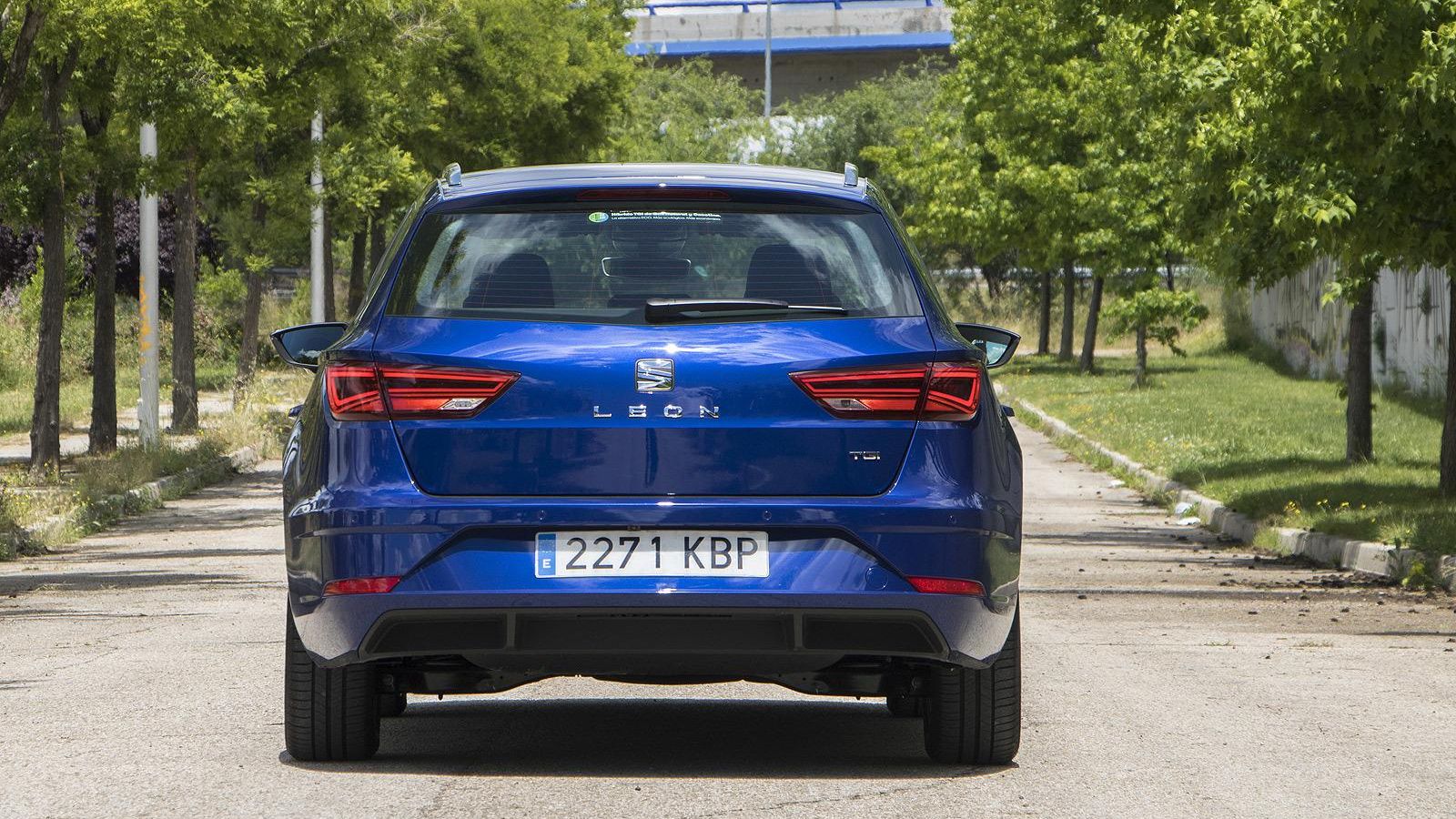 El maletero del León TGI sólo pierde 105 litros por los depósitos de gas.