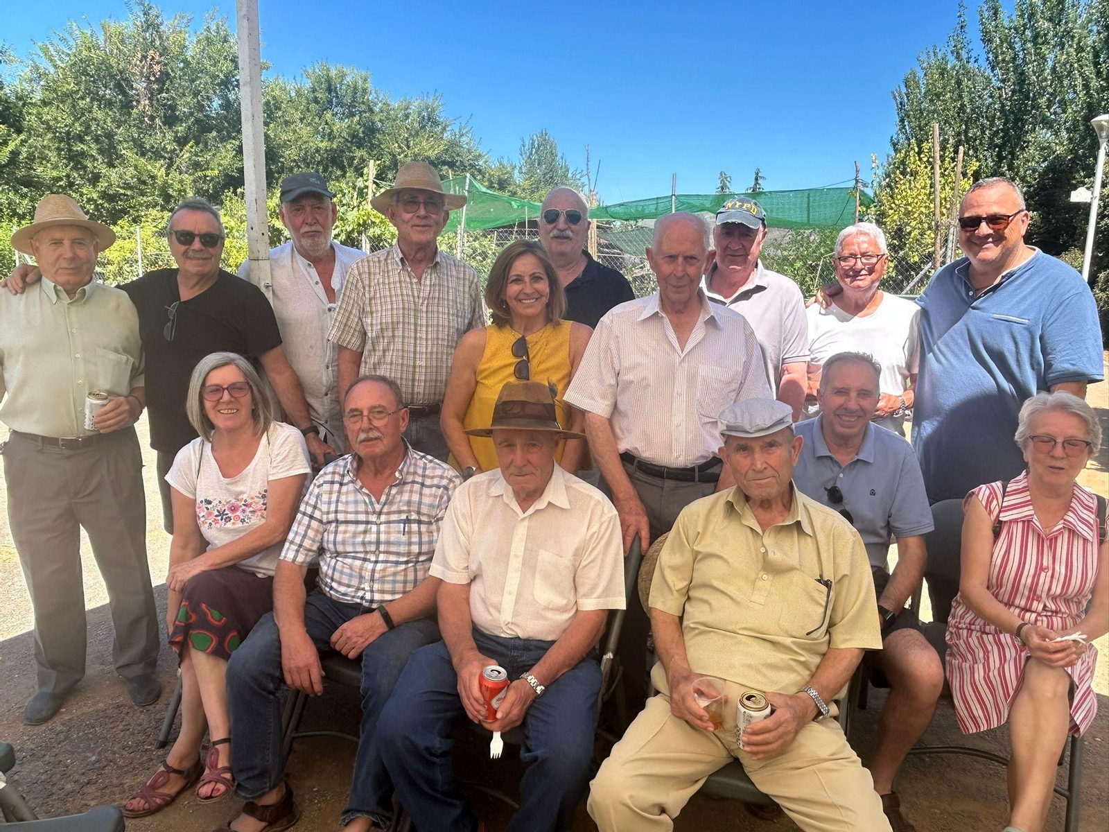Usuarios de los Huertos de Ocio de Granada Usuarios de los Huertos de Ocio de Granada