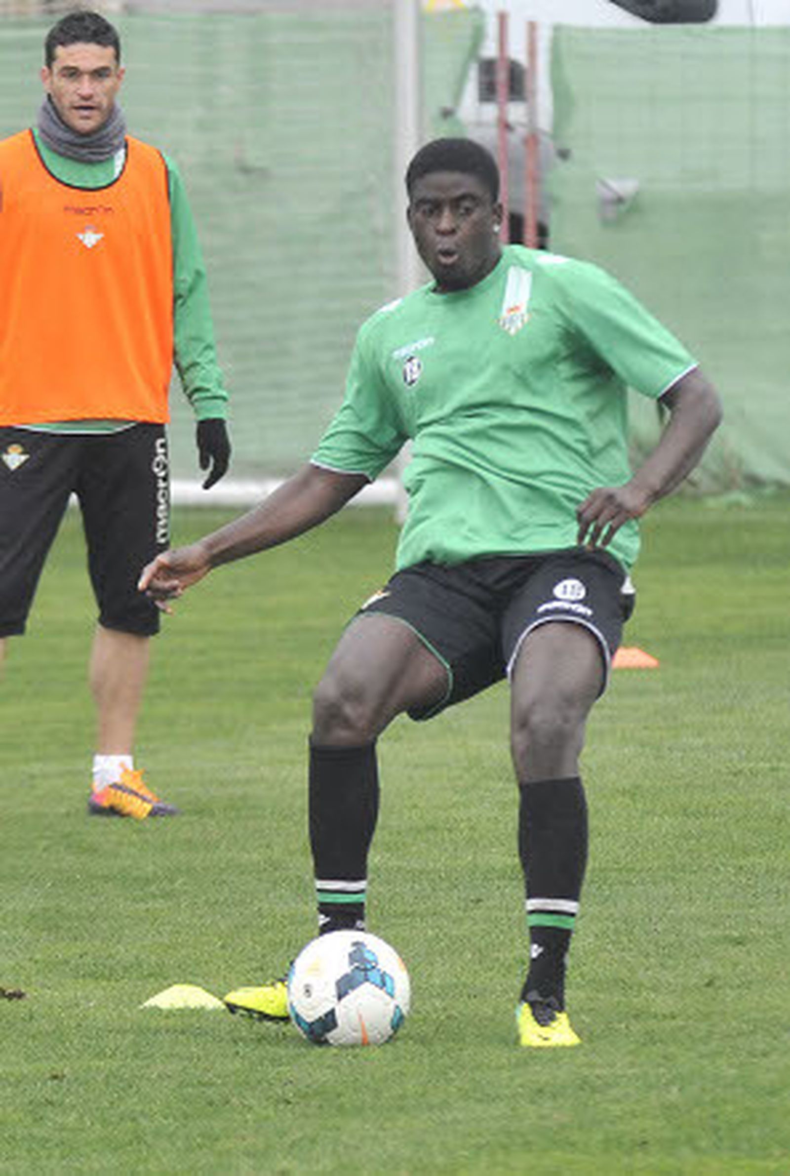 "Al verme jugar, los que me creen gordito dicen que así estoy bien"