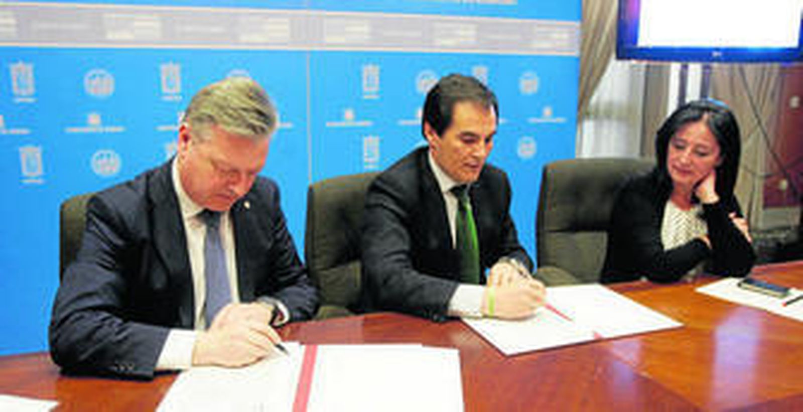 Juan José Primo Jurado, José Antonio Nieto y Ana Tamayo.