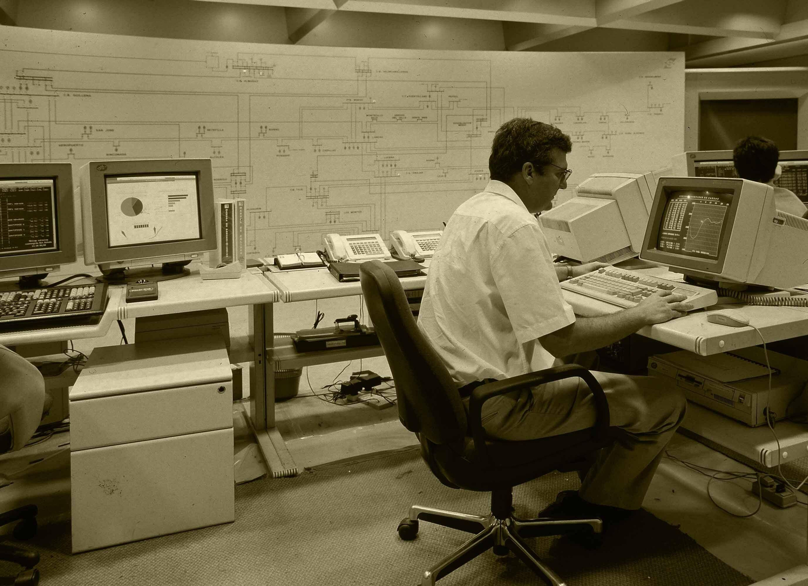 Así era la sede de Endesa en la avenida de la Borbolla antes de la reforma