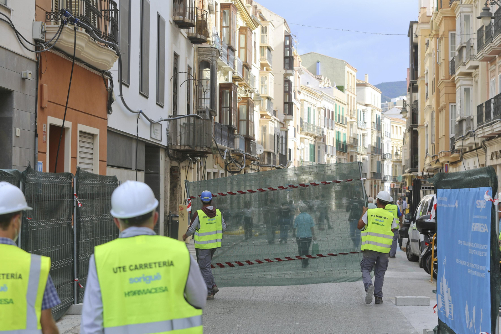 La calle Carretería de Málaga ya está en obras, en fotos