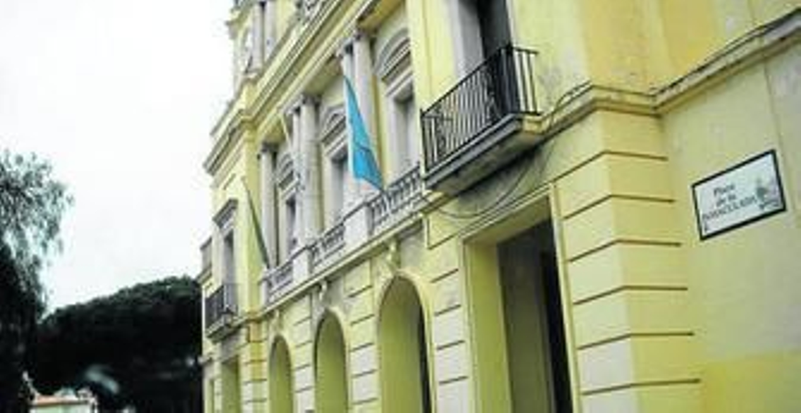 A la Casa Consistorial de Barbate espera llegar esta agrupación de electores respaldada por vecinos de la ciudad.