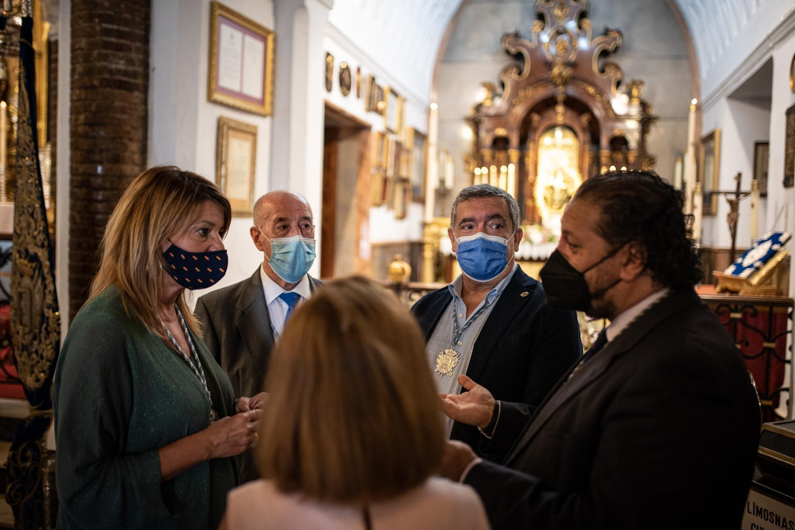 Imágenes de las ofrendas institucionales a la Virgen de La Cinta