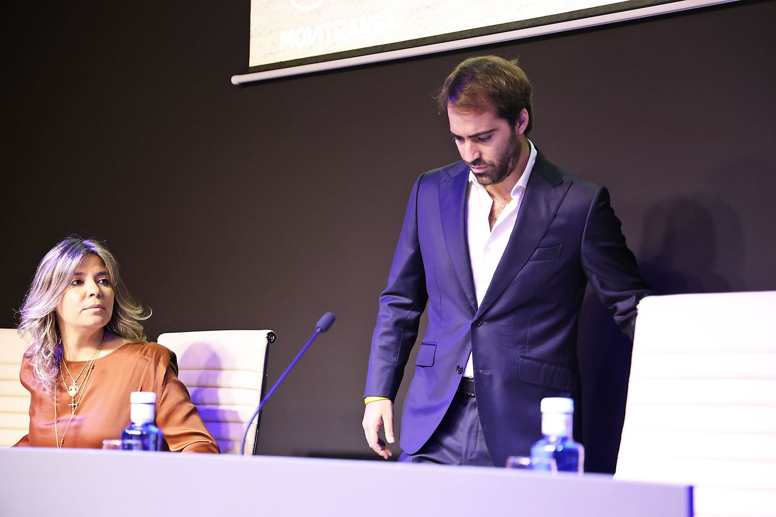 Movitransa presenta los nuevos modelos de BMW IX2 y el X2 en el complejo deportivo Lamiya