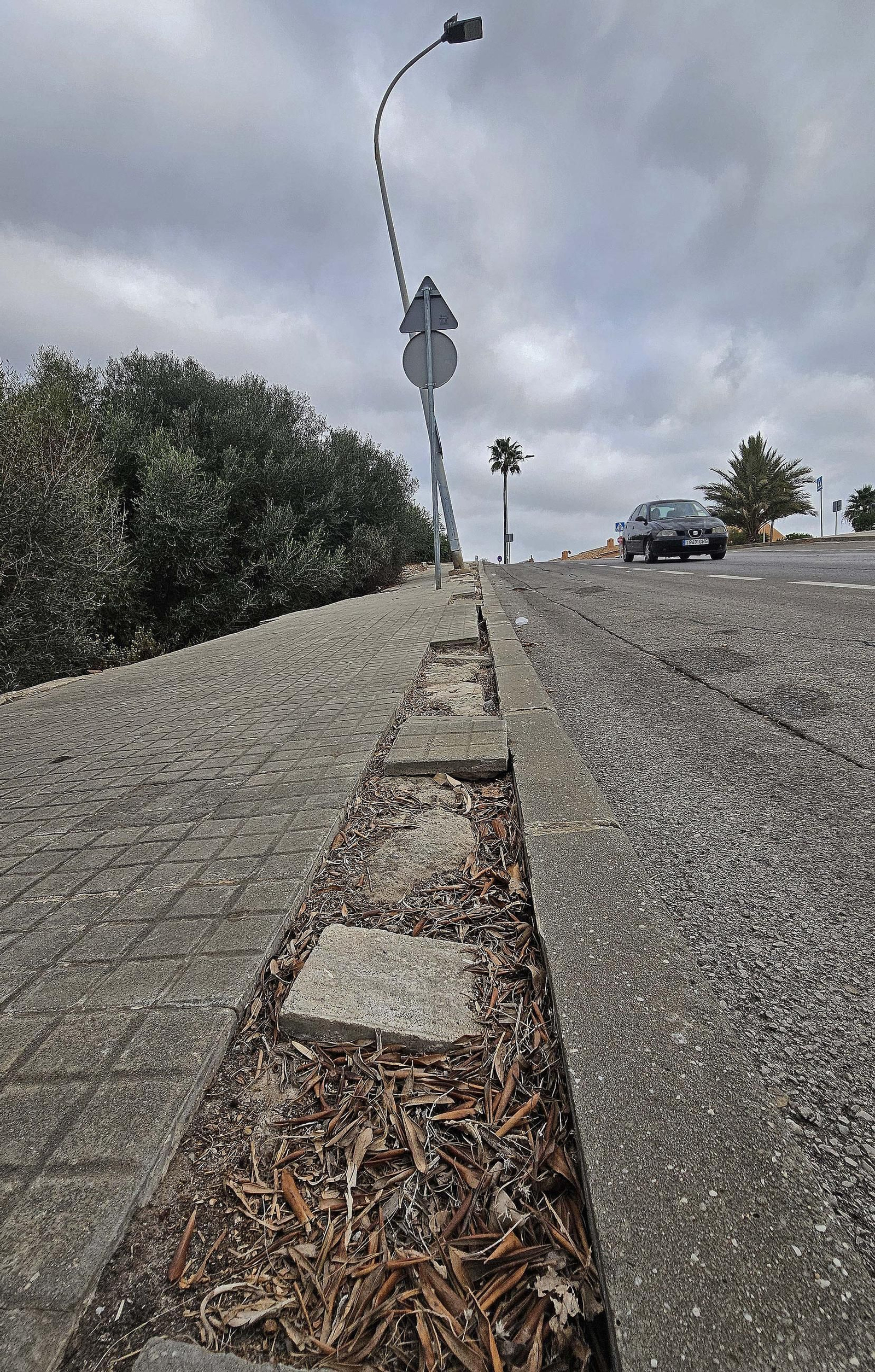 Fotos de los desperfectos en las barriadas de Getares en Algeciras