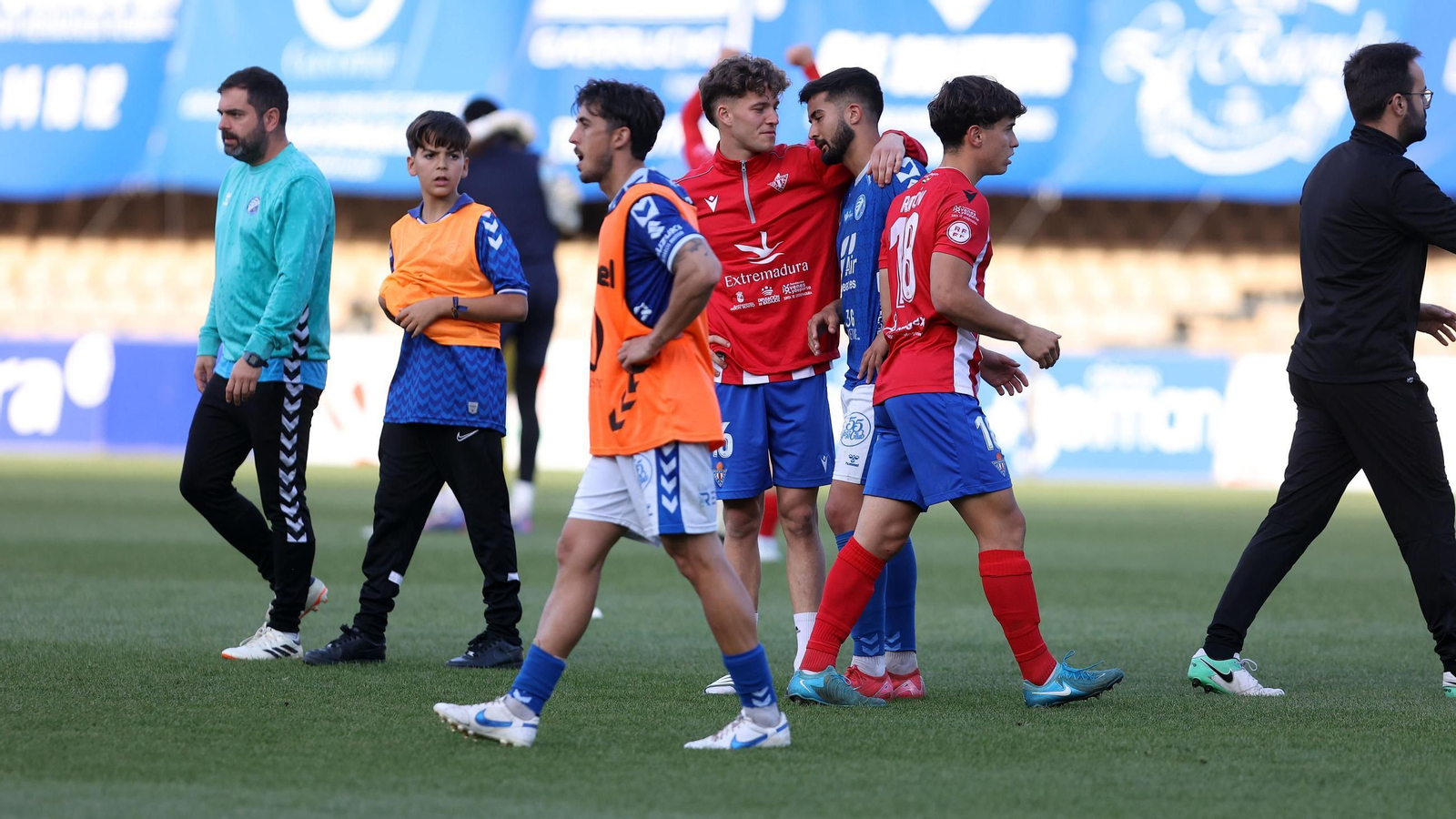 Imágenes del Xerez DFC contra el Don Benito en Chapín