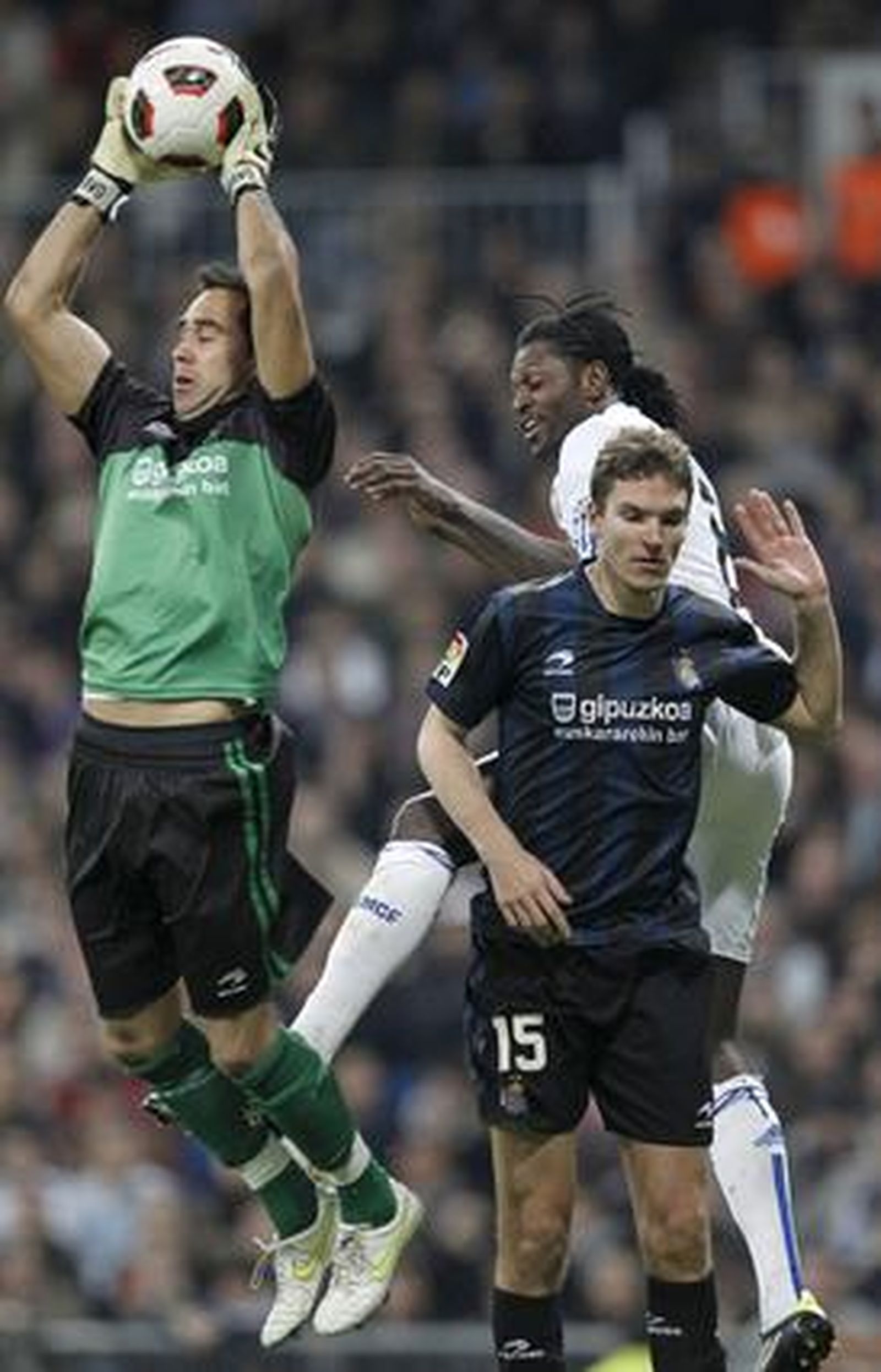 El Real Madrid recupera su mejor versión y vence a la Real Sociedad.

Foto: AFP/ Reuters/ EFE