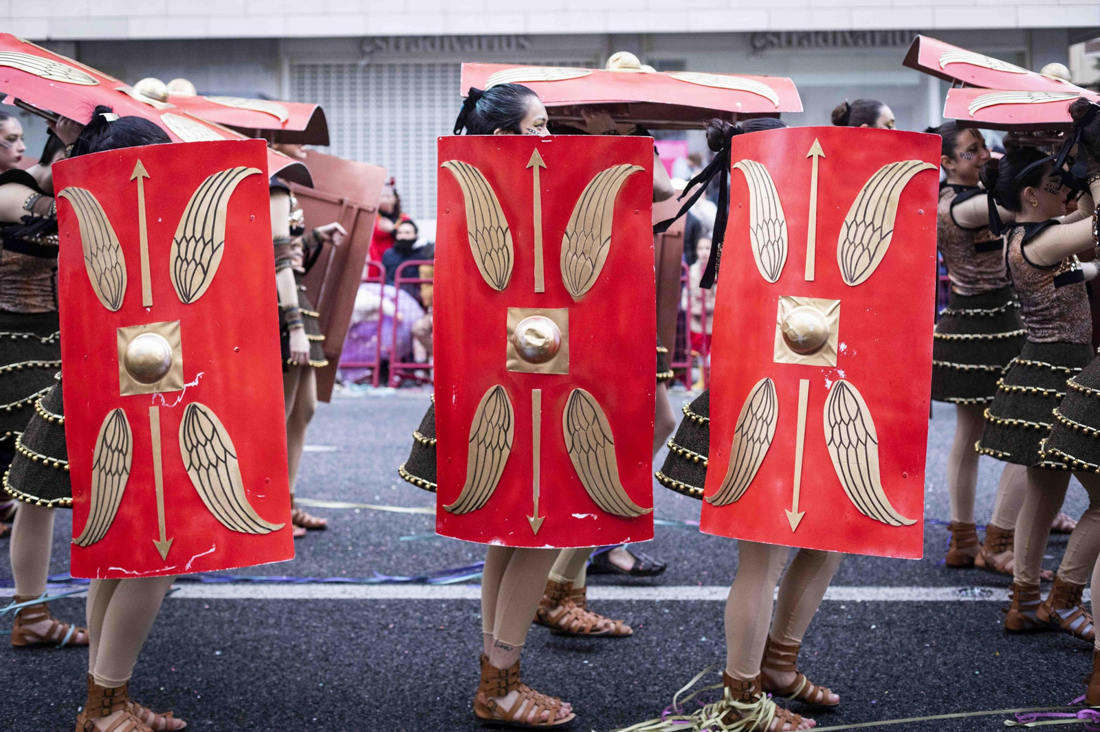 La Cabalgata Magna del Carnaval de Cádiz 2024, en imágenes