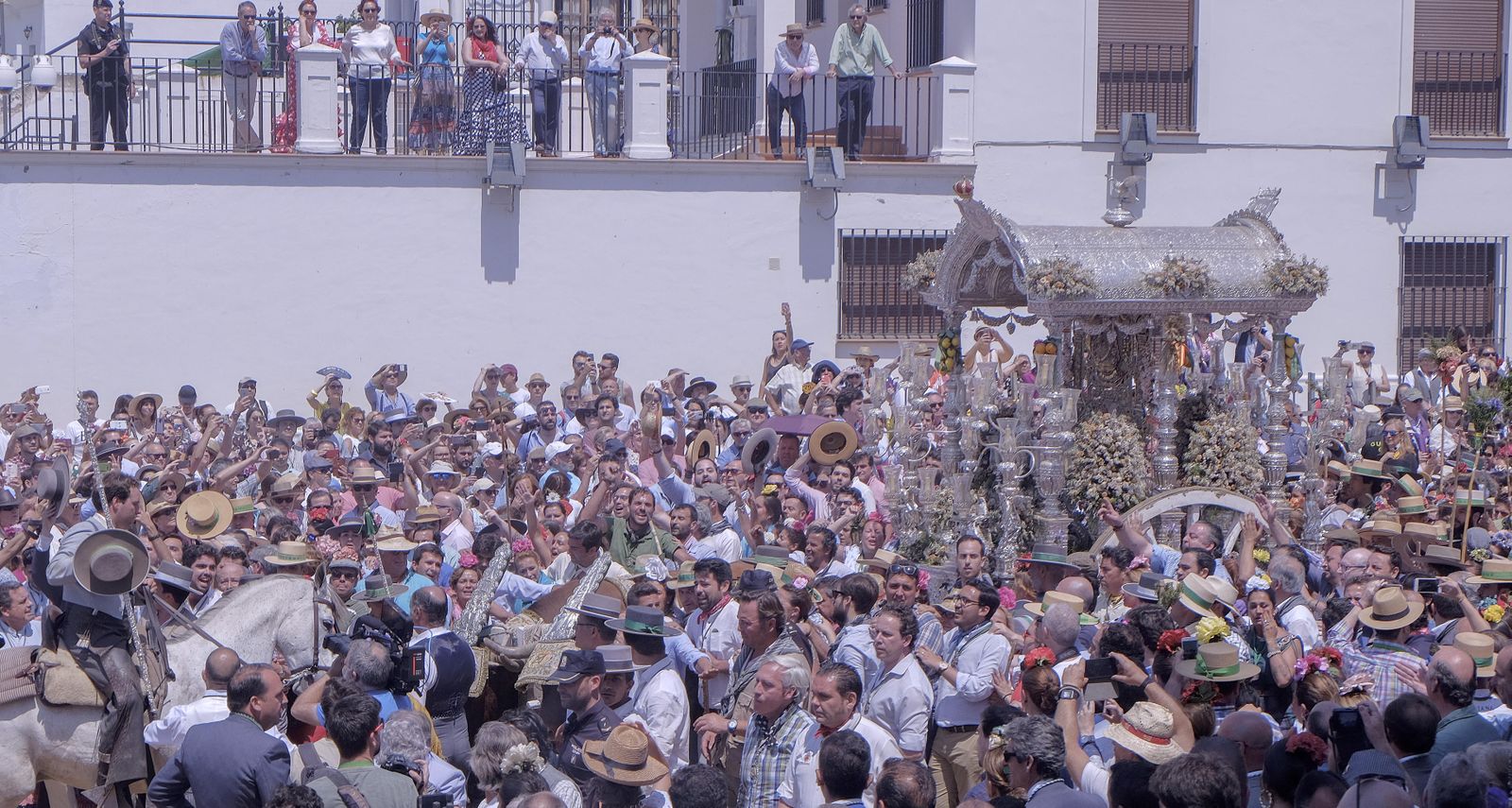 Las imágenes de las presentaciones en El Rocío