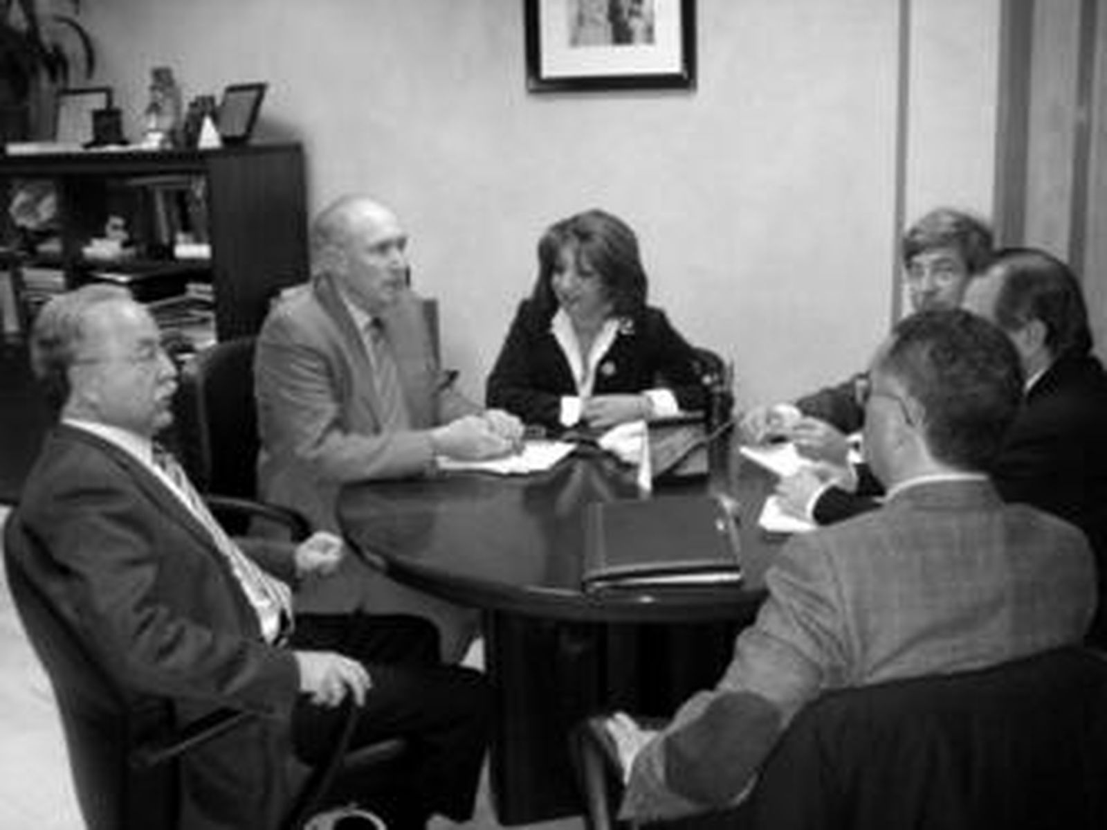 Un momento del encuentro entre España y la AGI, ayer.