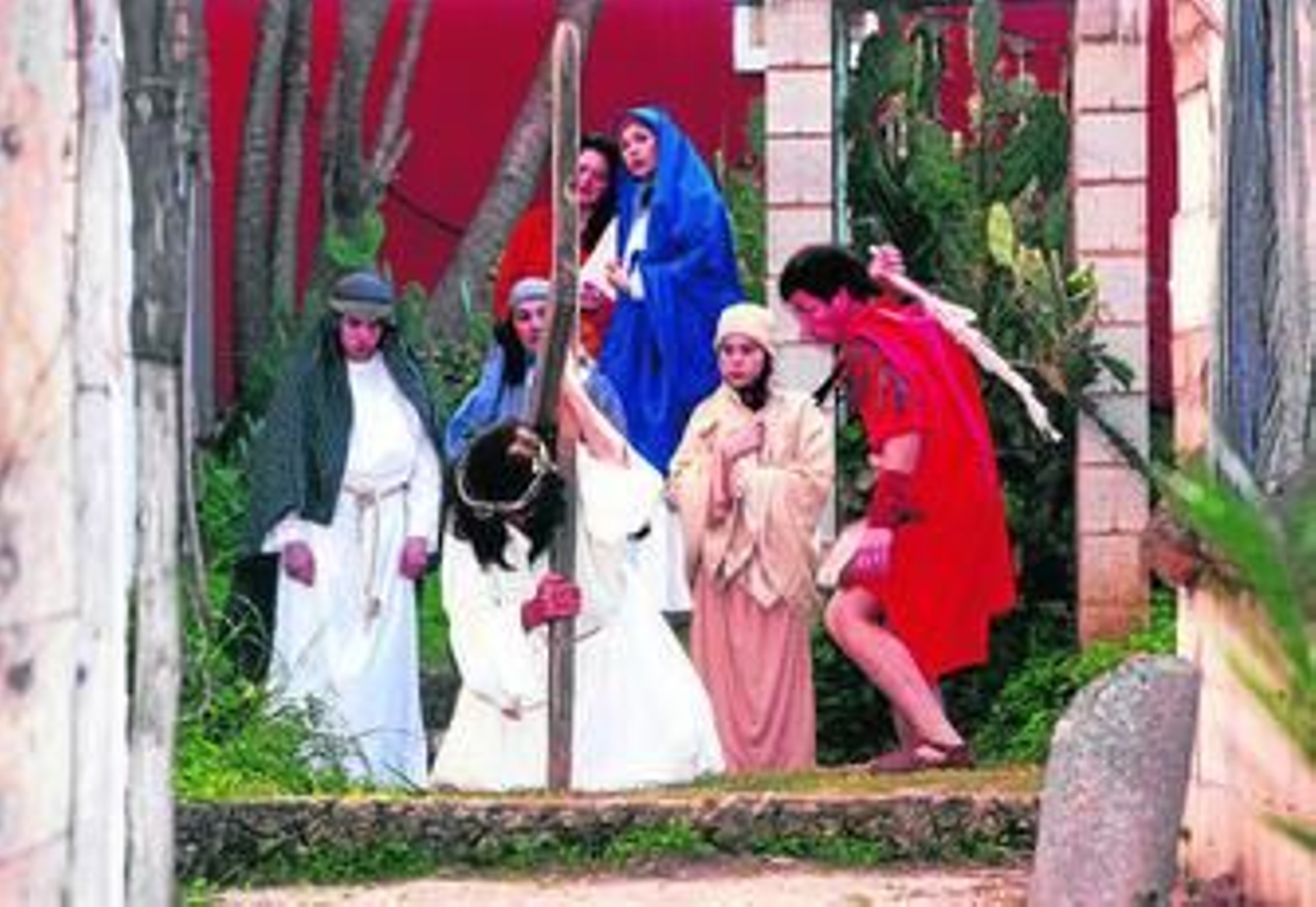 Una de las escenas de 'La Pasión de Cristo', de la Asociación Obras Cristianas de Gibraleón.
