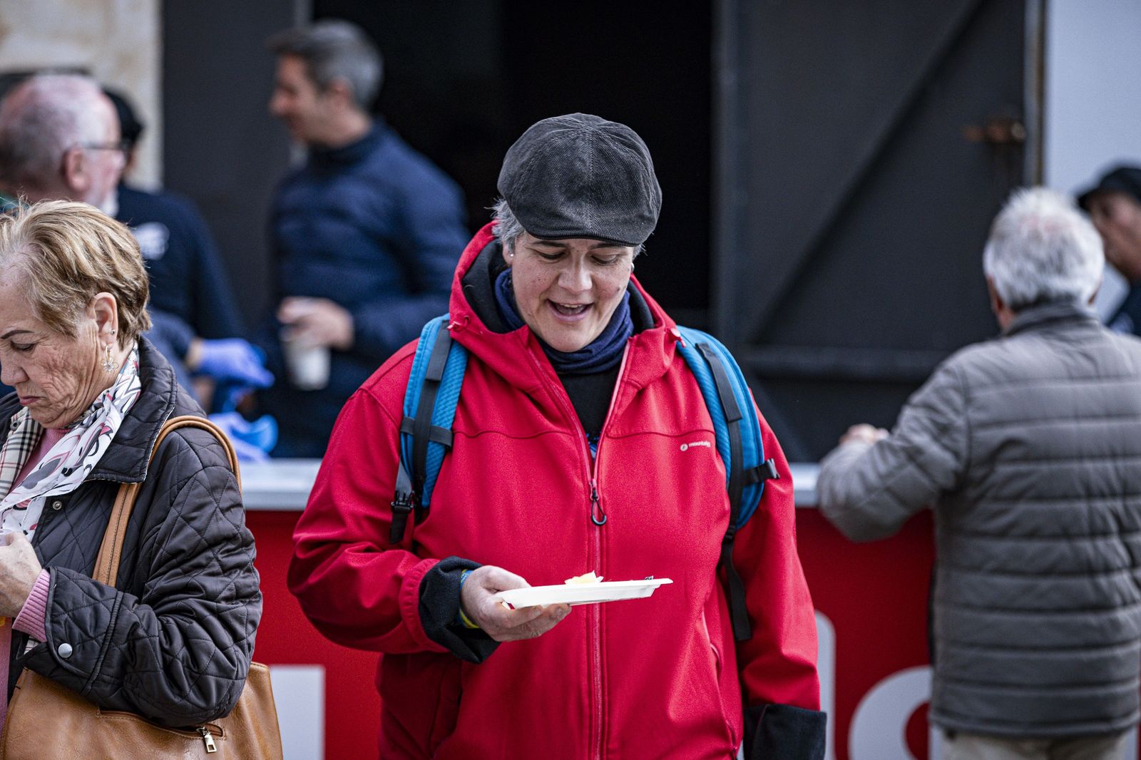 Las imágenes de la mejillonada popular en Cádiz 2026