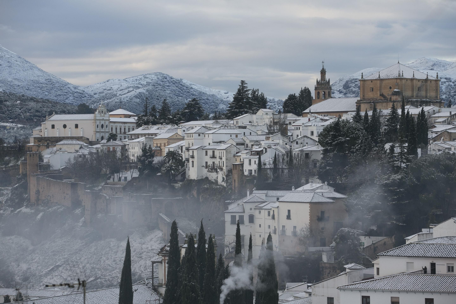 Fotos: Ronda se convierte en una postal nevada