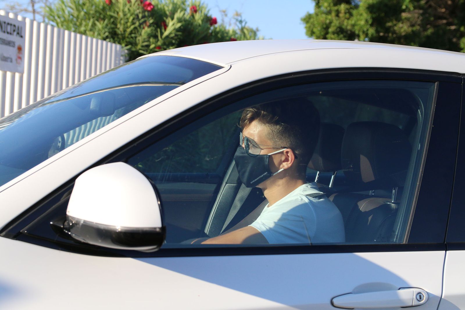 Los jugadores llegaban al Mediterráneo esta semana de forma individual.