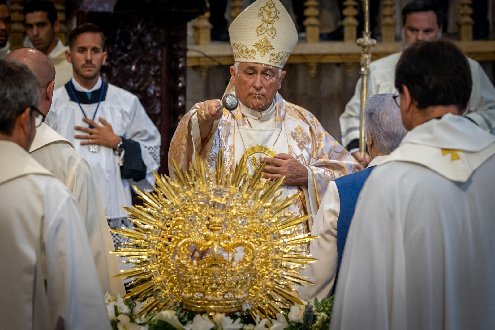 Imágenes de la coronación de la Virgen de las Penas