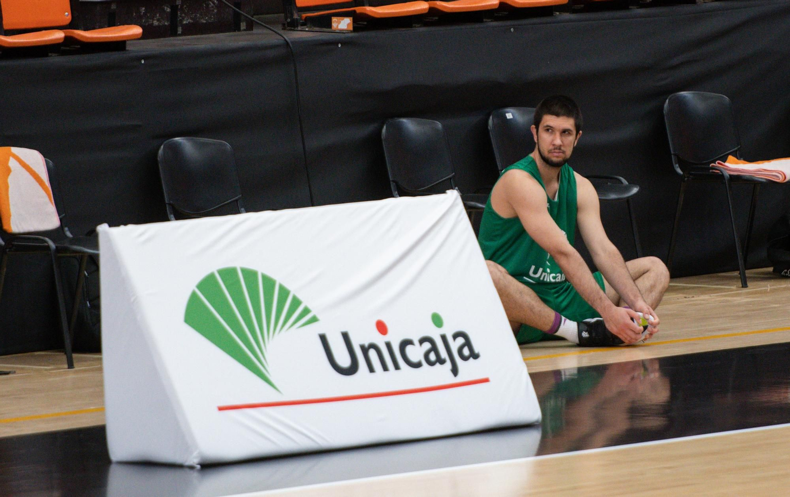 Las fotos del Unicaja en la toma de contacto con La Fonteta