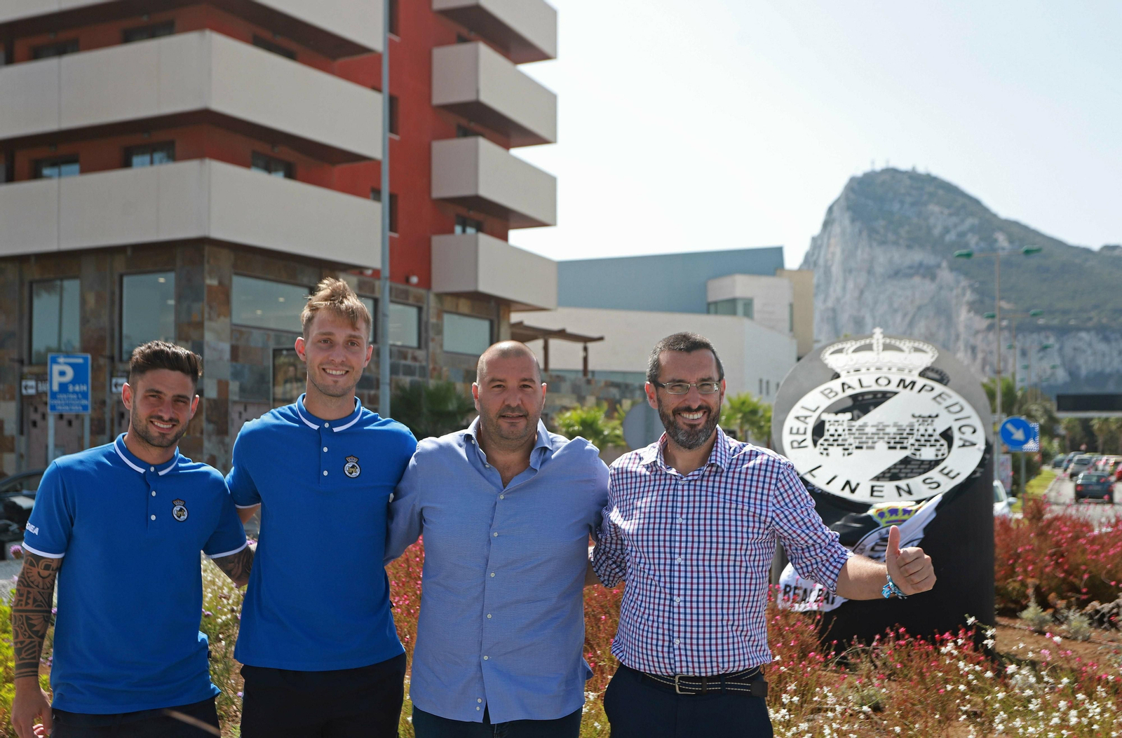 Igor Martínez, Javi Montoya, Raffaele Pandalone y Juan Franco, tras la inauguración