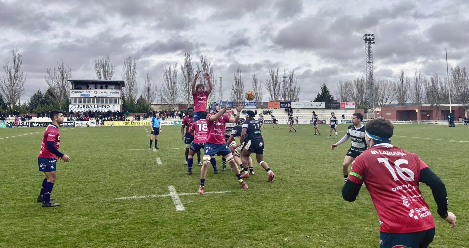 El Cajasol Real Ciencias gana una touche sacada a la corta.