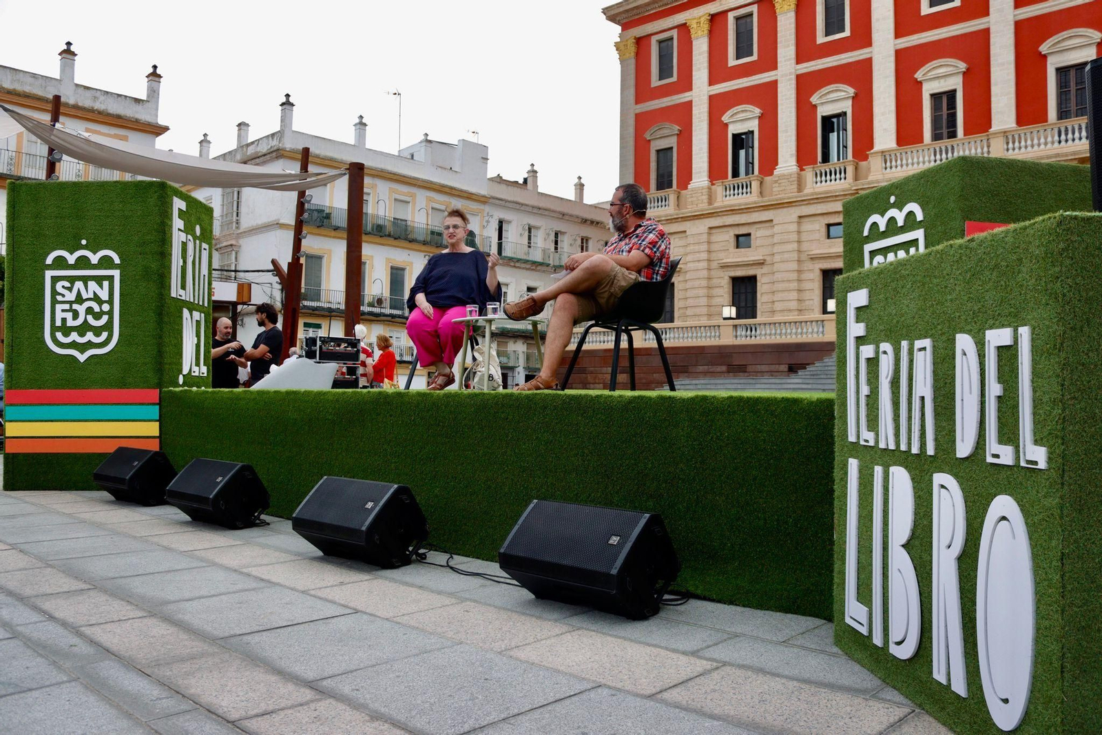 Así ha sido el comienzo de la Feria del Libro en San Fernando