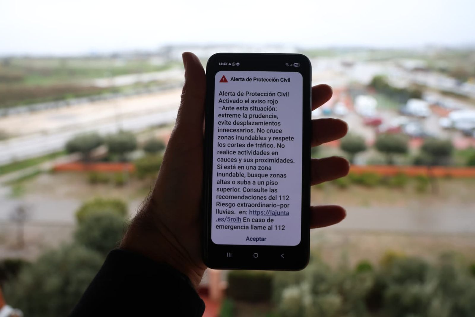 Mensaje de alerta de Protección Civil por la alerta roja enviado en Málaga.