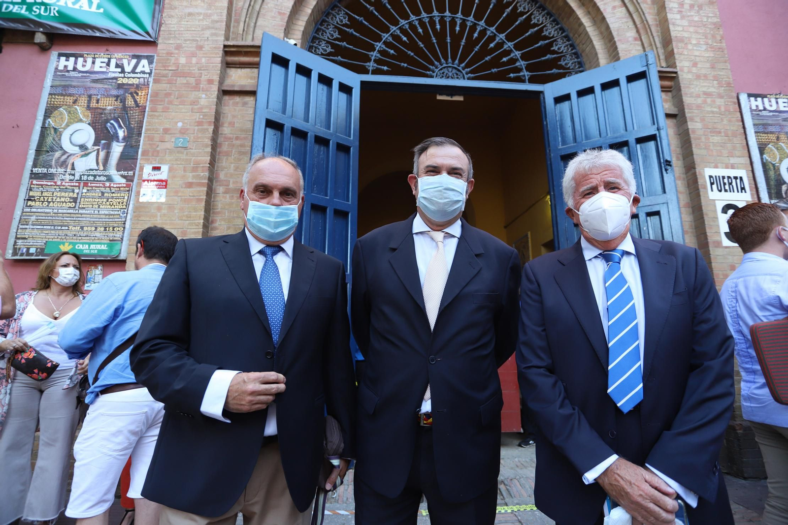 Ambiente taurino del 2 de Agosto en Huelva